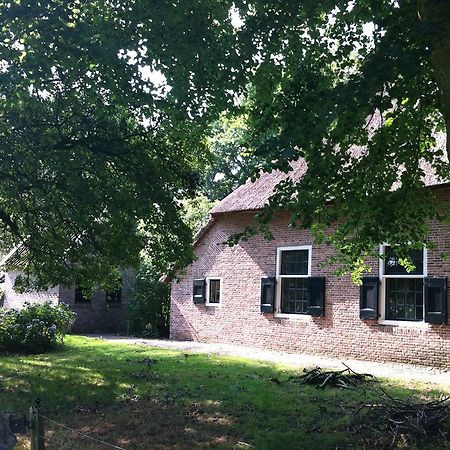 Hotel Aan De Dwarsweg Uffelte Exterior foto