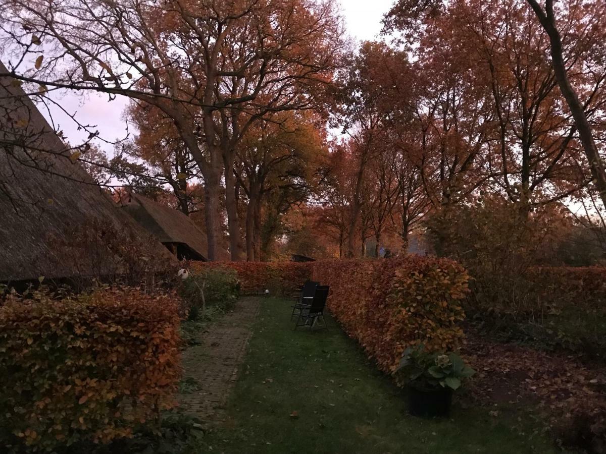 Hotel Aan De Dwarsweg Uffelte Exterior foto